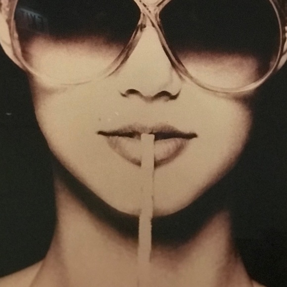 Meet your Posher, Ally - Picture 1 of 1